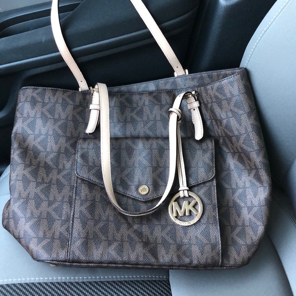 Micheal Kors Bag - Picture 1 of 3